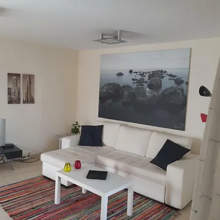 Atico Plaza Apartment *